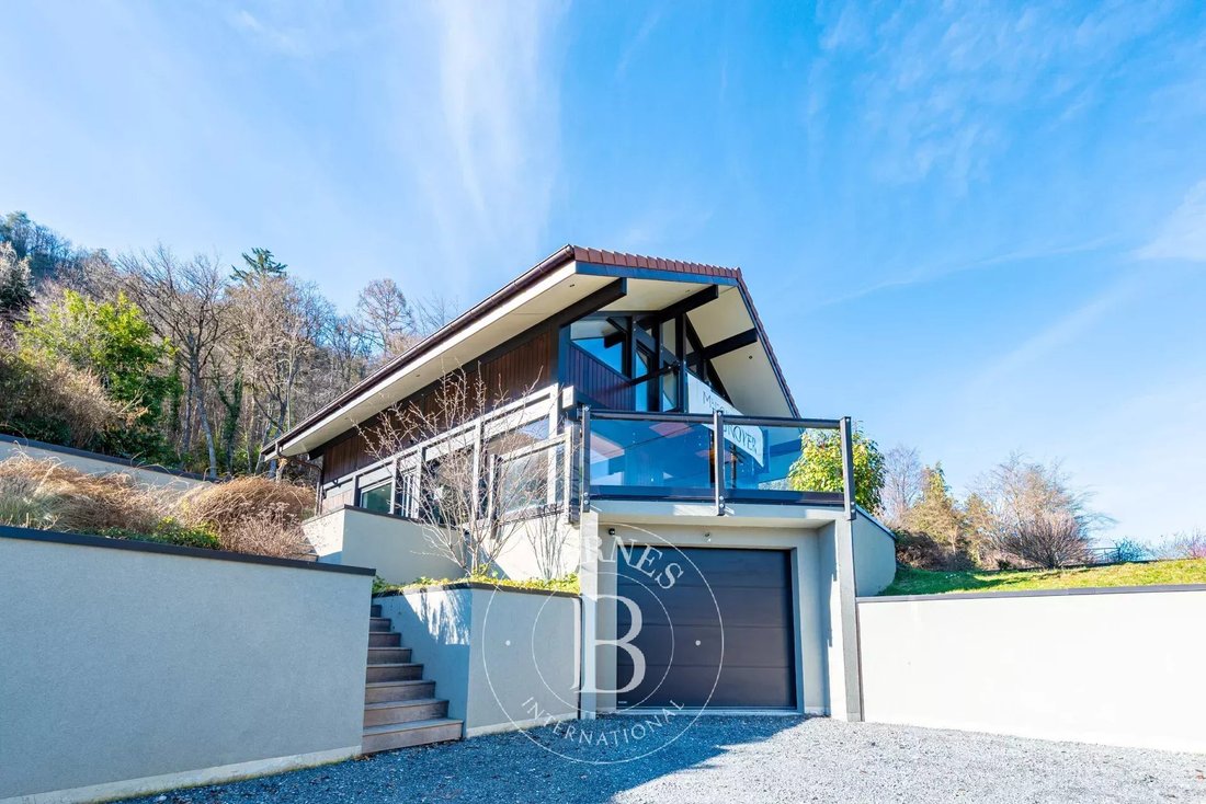 Villa in Sévrier, Auvergne-Rhône-Alpes, France 1 - 16959173