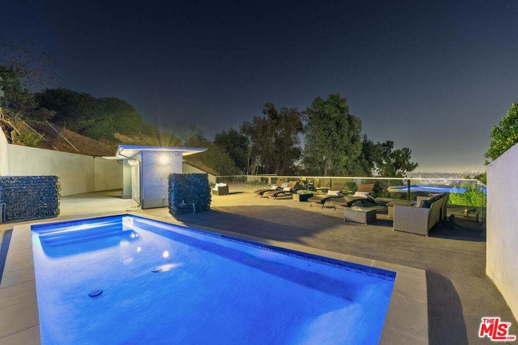 House in Los Angeles, California, United States 4 - 18577121