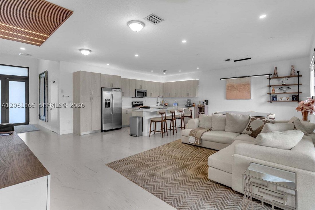 House in Miami, Florida, United States 4 - 18576874