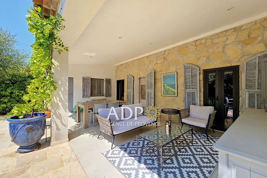 Villa in Grasse, Provence-Alpes-Côte d'Azur, France 4 - 18574616