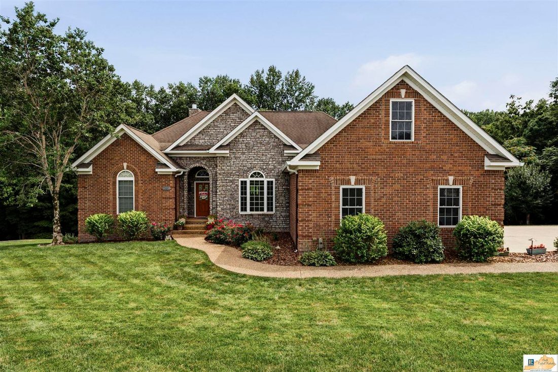 Farm Ranch in Glasgow, Kentucky, United States 1 - 18574357
