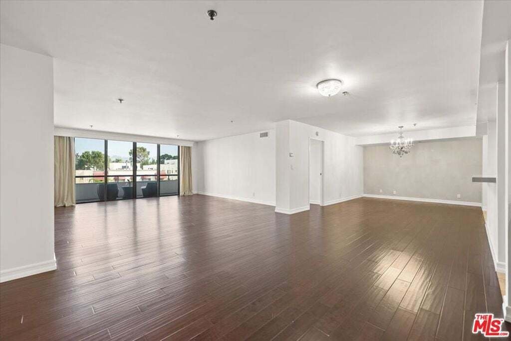 Eigentumswohnung in Los Angeles, Kalifornien, Vereinigte Staaten 2 - 18577040