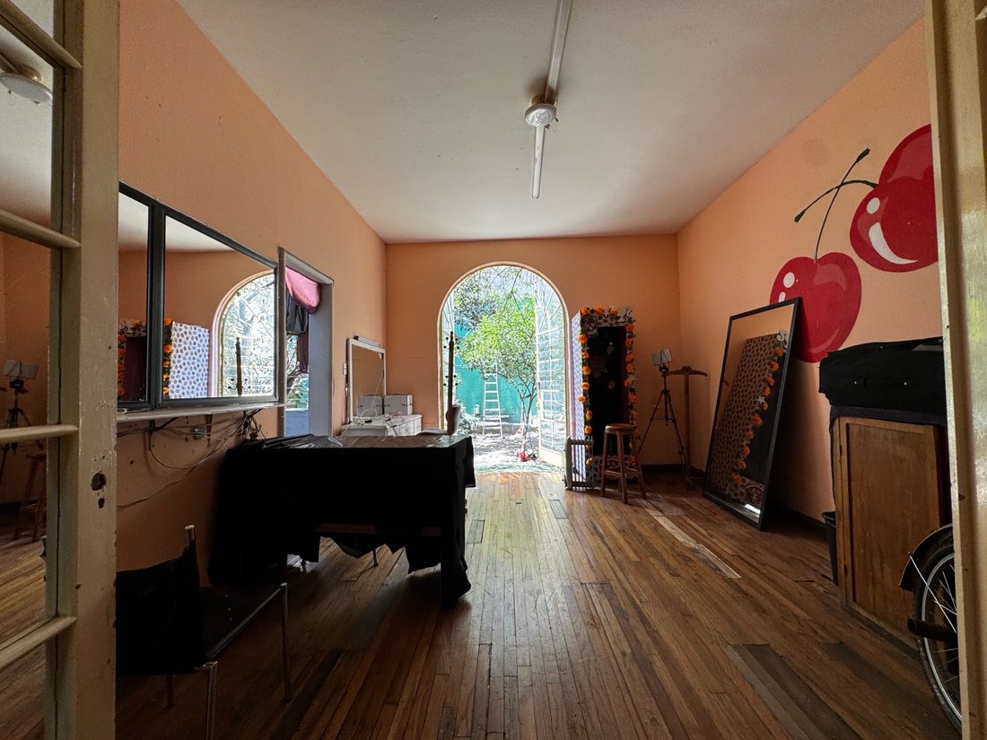 House in Mexico City, Mexico 2 - 18575427