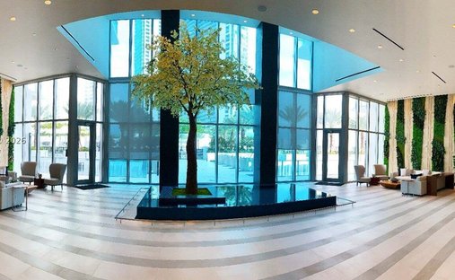 Condo in Miami, Florida, United States 1