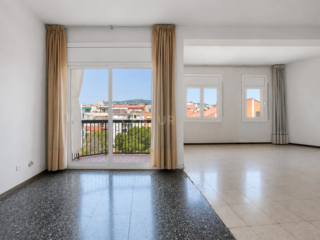 Apartment in Sarrià-Sant Gervasi, Barcelona, Spain 2 - 18577713