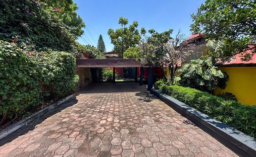 House in Cuernavaca, Morelos, Mexico 1
