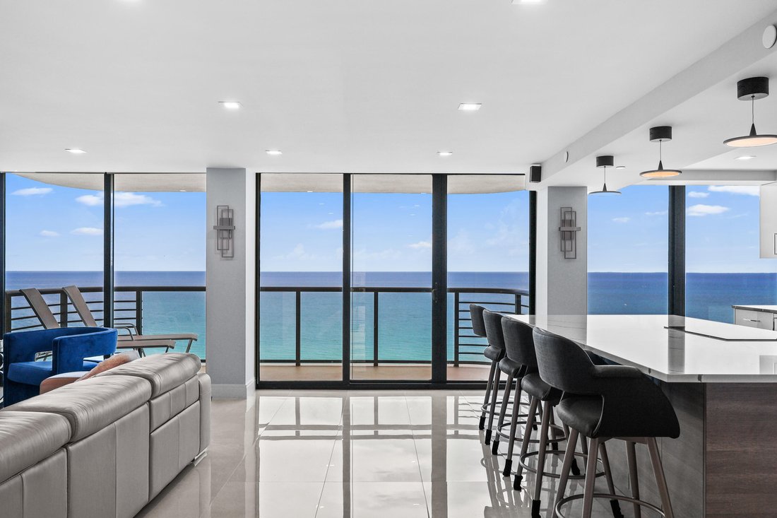 Condo in Boca Raton, Florida, United States 2 - 18577787