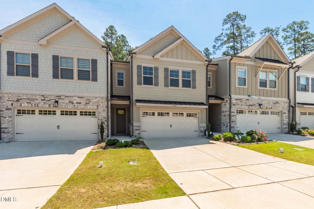 Townhouse in Apex, North Carolina, United States 3 - 18576249