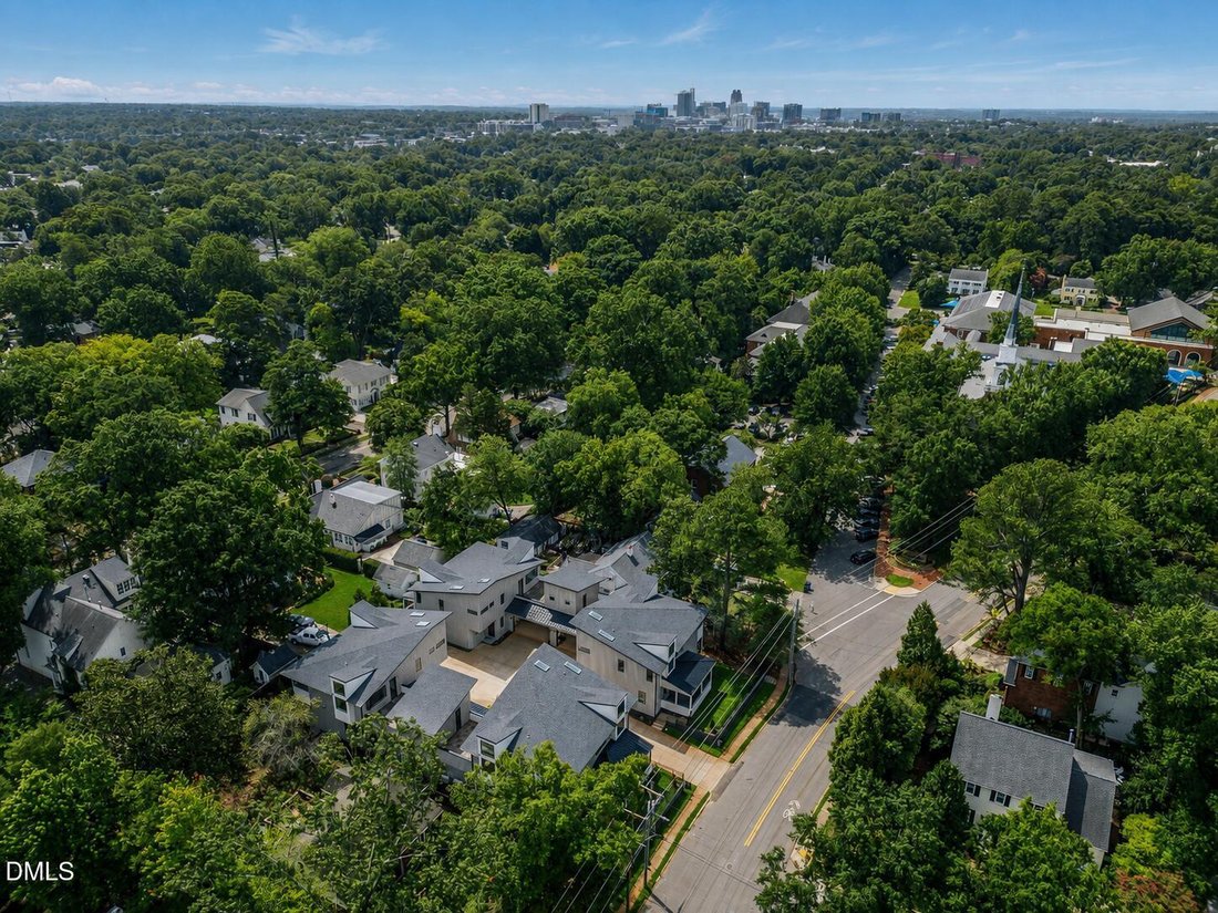 Townhouse in Raleigh, North Carolina, United States 3 - 18005230