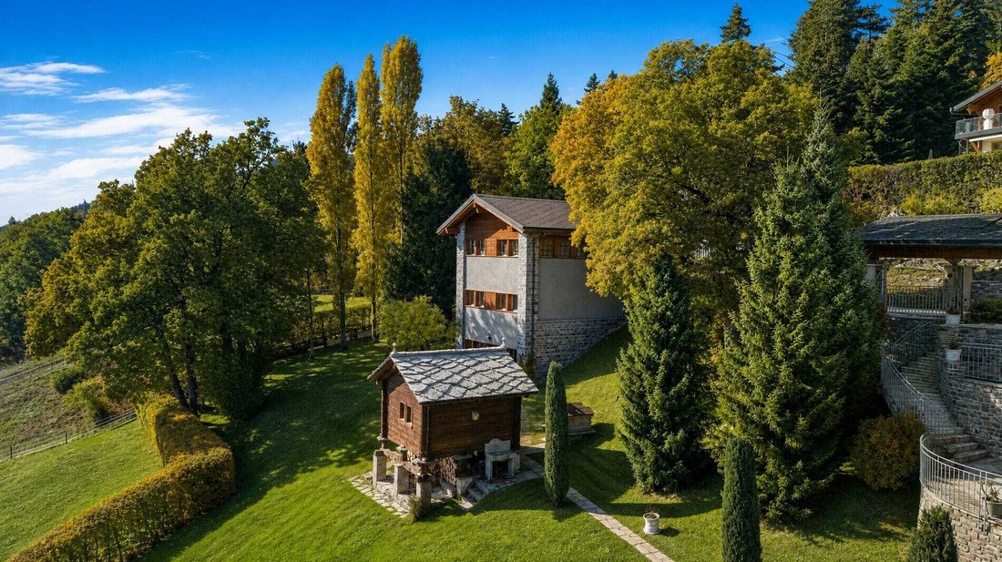 Chalet in Crans-Montana, Valais, Switzerland 3 - 18575876
