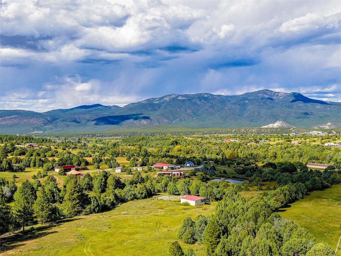 House in Vadito, New Mexico, United States 2 - 17682476