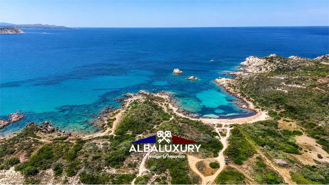Villa in Santa Teresa Gallura, Sardinia, Italy 3 - 16088553