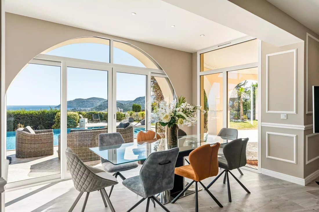 Villa in Le Centre Ville, Mandelieu-la-Napoule, France 5 - 16506047