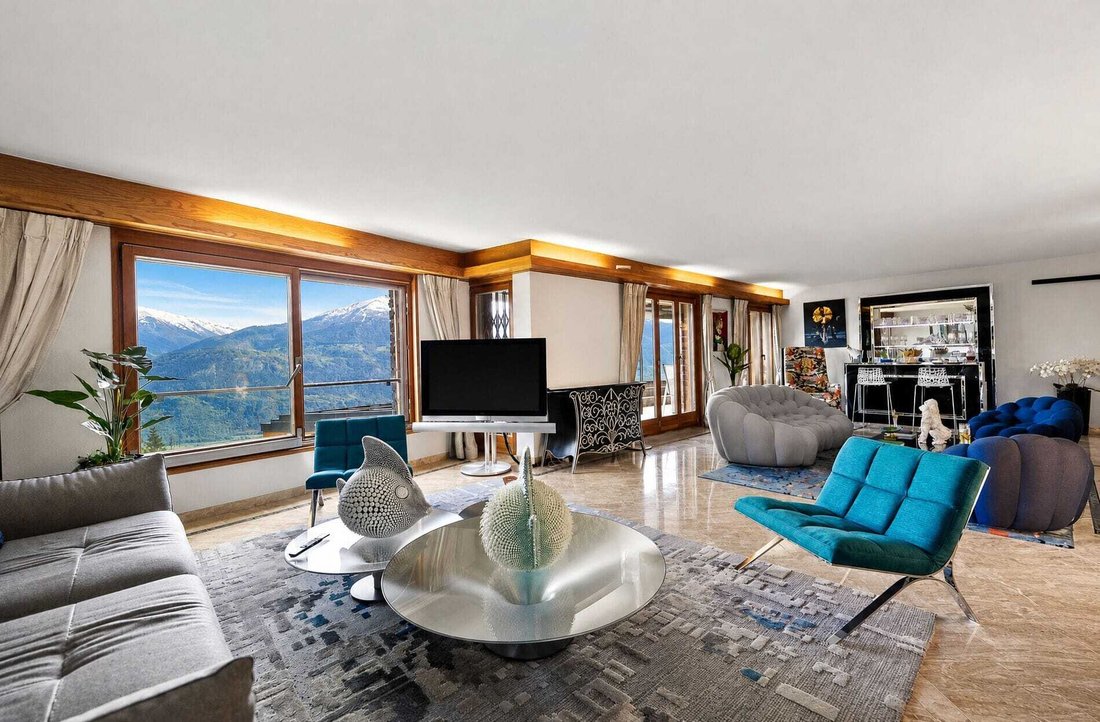Chalet in Crans-Montana, Valais, Switzerland 4 - 18575876