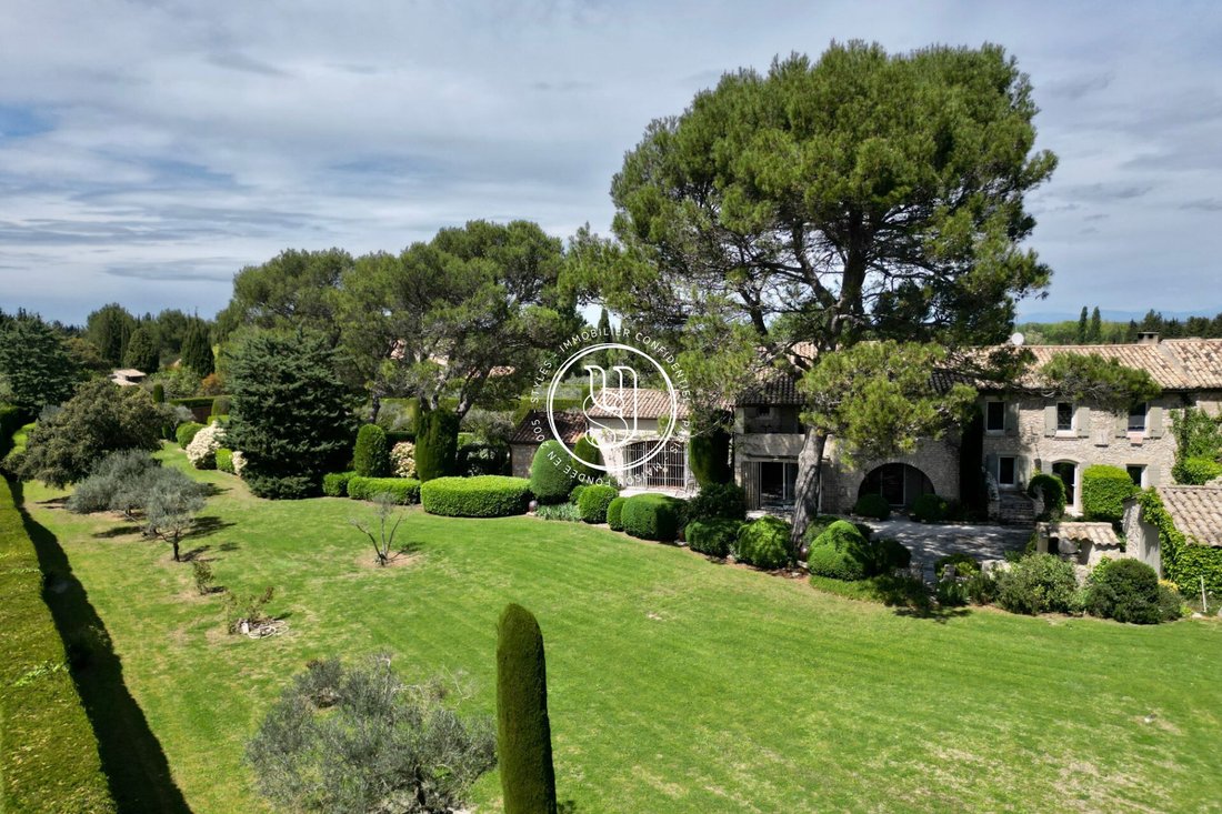 Villa in Saint-Rémy-de-Provence, Provence-Alpes-Côte d'Azur, France 3 - 18574631