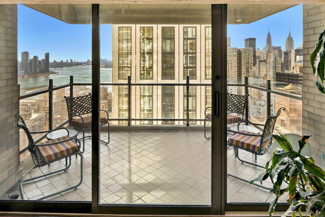 Co Op in New York, New York, United States 2 - 16747955