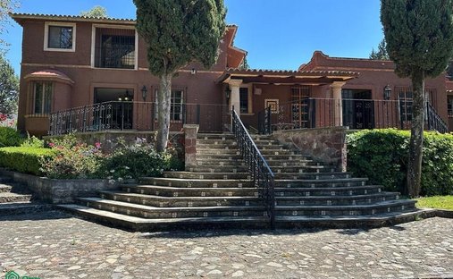 House in San Simonito, State of Mexico, Mexico 1
