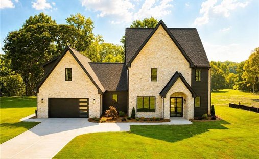 House in Flowery Branch, Georgia, United States 1