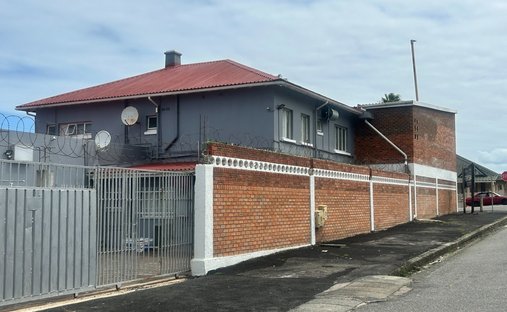 House in East London, Eastern Cape, South Africa 1