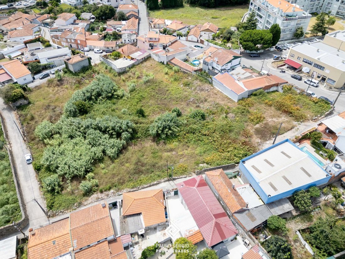 Land in Mafamude e Vilar do Paraiso, Porto District, Portugal 3 - 18577992