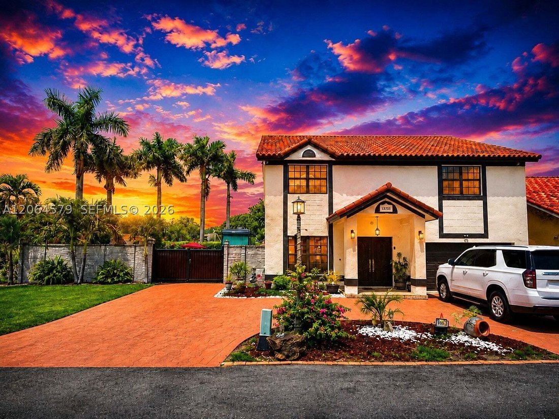 House in Hialeah, Florida, United States 1 - 18576889