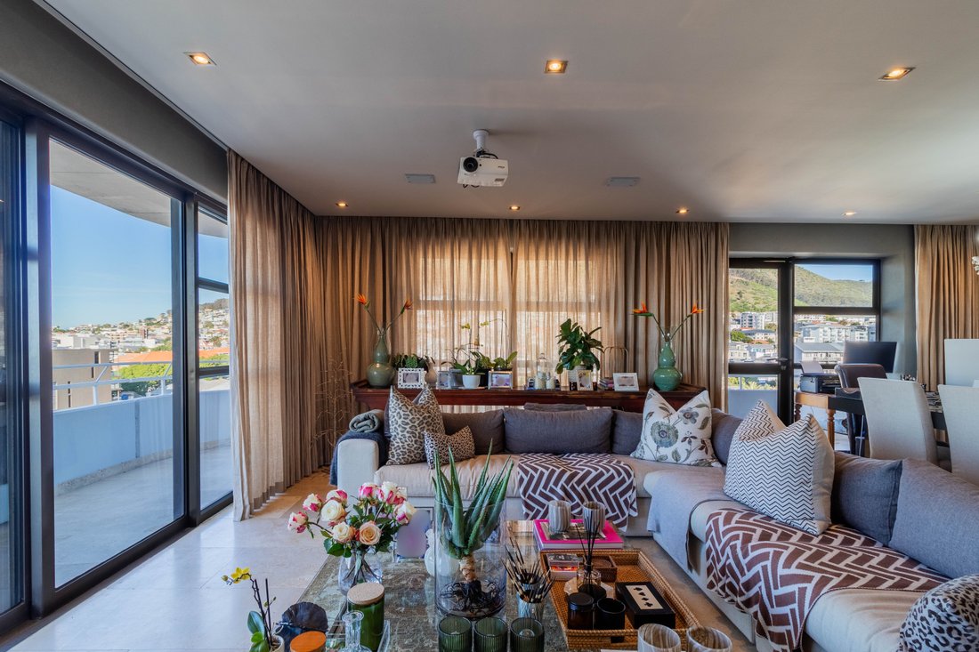 Apartment in Bakoven, Cape Town, South Africa 4 - 18560285