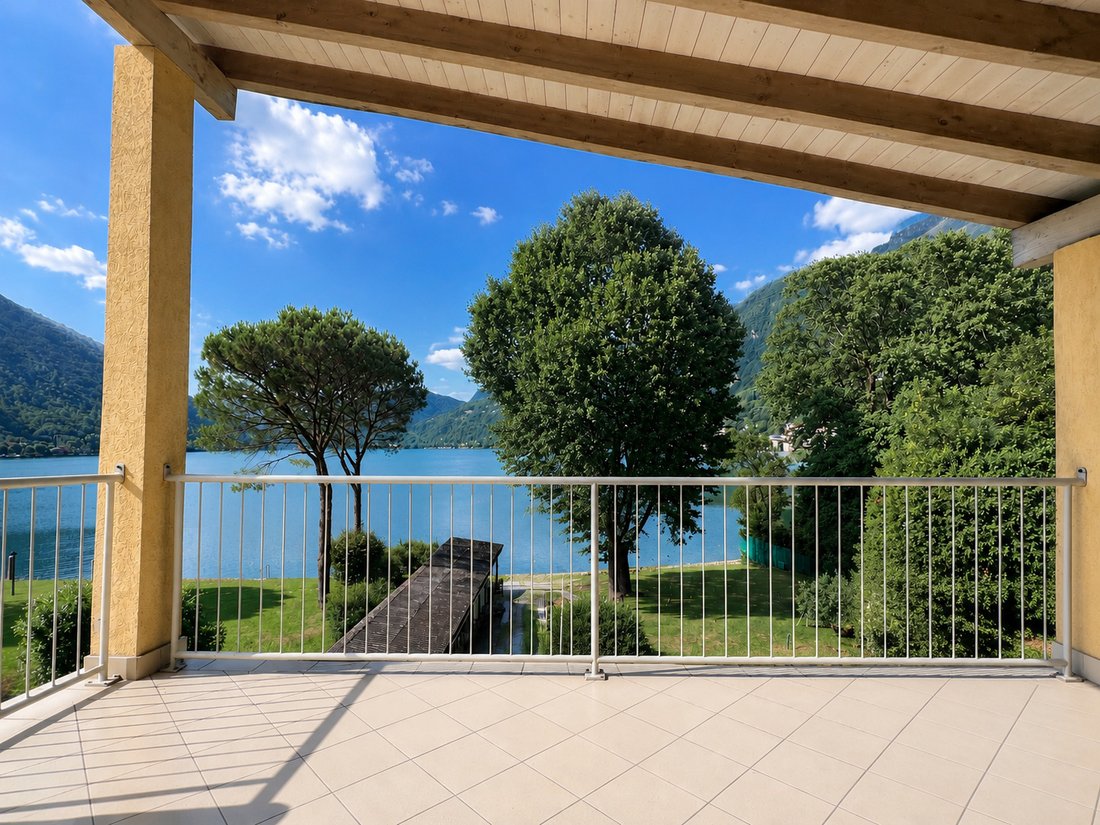 Apartment in Capolago, Ticino, Switzerland 2 - 18576109