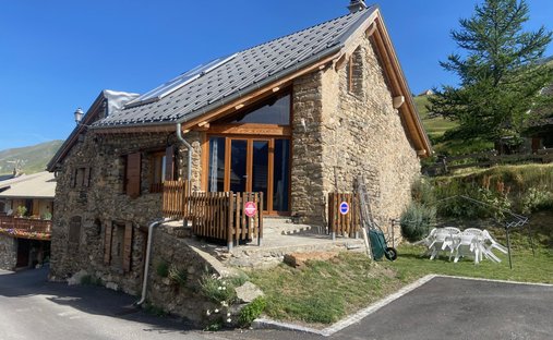 House in Villar-d'Arene, Provence-Alpes-Côte d'Azur, France 1