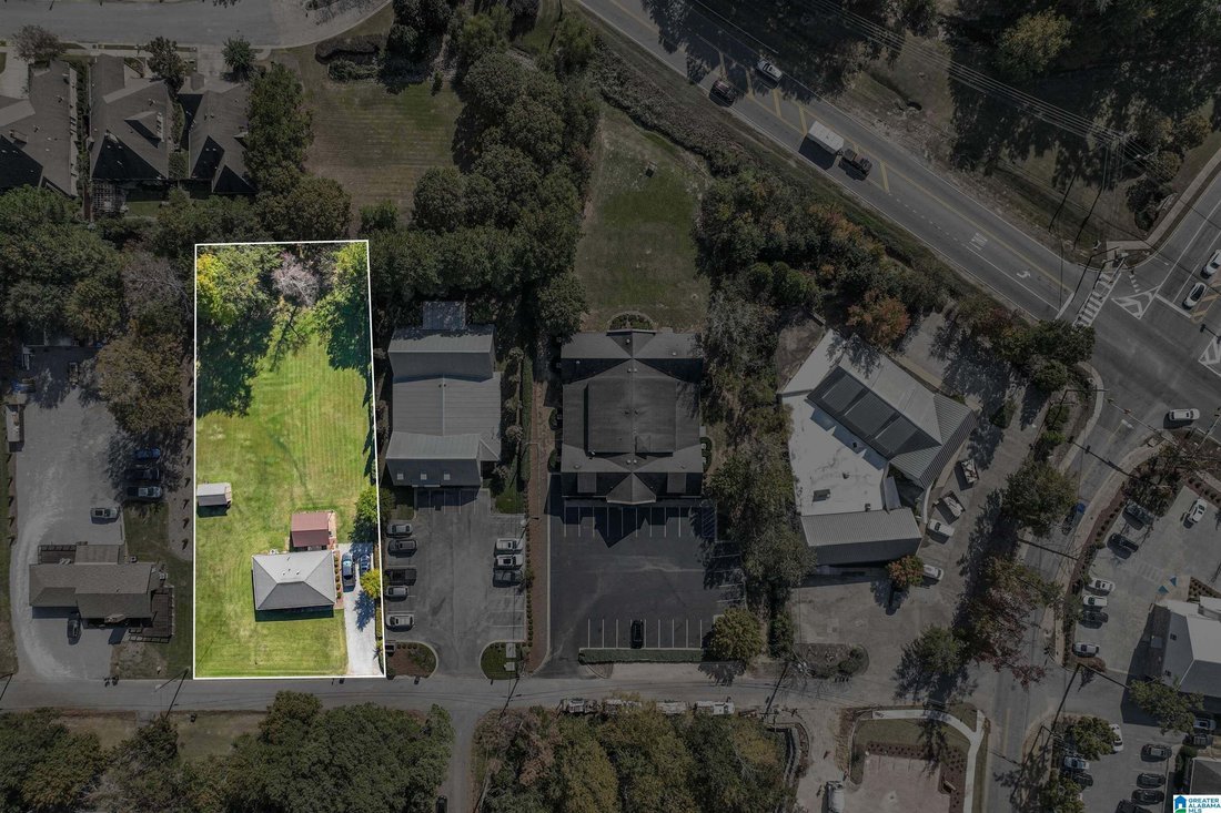 House in Mountain Brook, Alabama, United States 1 - 18577149