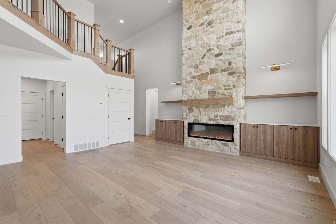 House in Hooper, Utah, United States 2 - 18577475