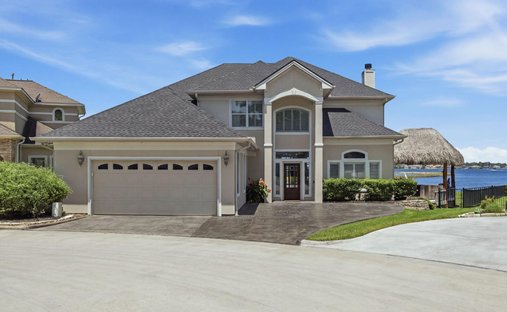 House in Montgomery, Texas, United States 1