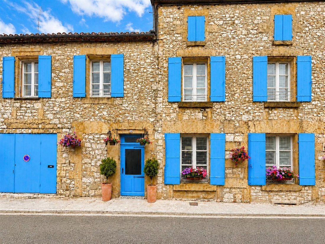 House in Monpazier, Nouvelle-Aquitaine, France 1 - 18577850