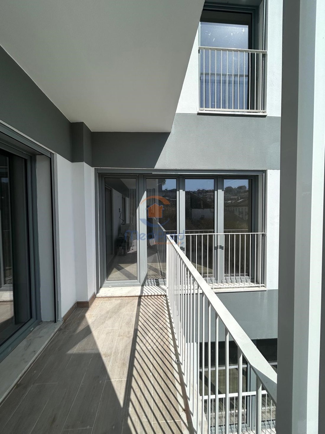 Apartment in Ramada e Canecas, Lisbon, Portugal 1 - 18578015