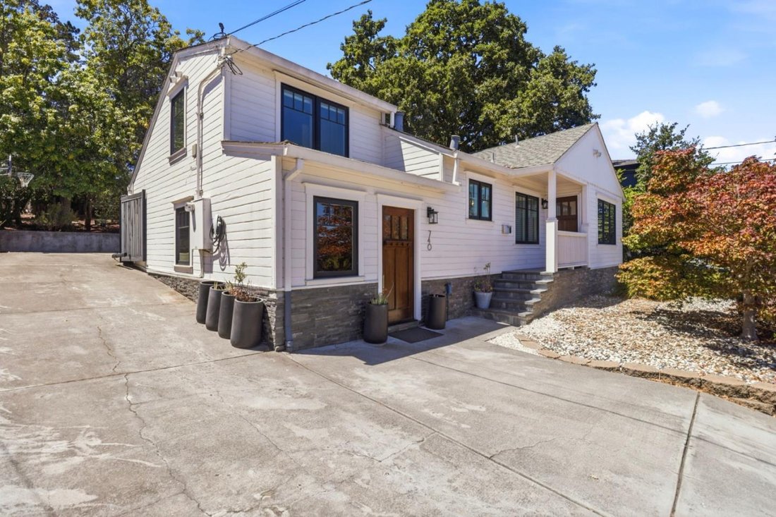 House in Redwood City, California, United States 1 - 18577511