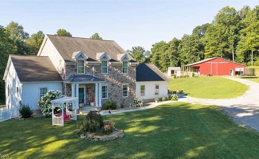 House in East Rochester, Ohio, United States 1