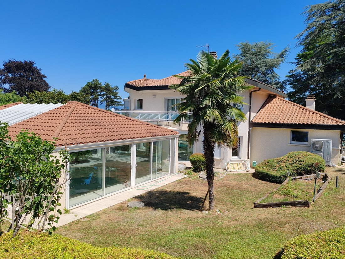 Villa in Nernier, Auvergne-Rhône-Alpes, France 2 - 18576848