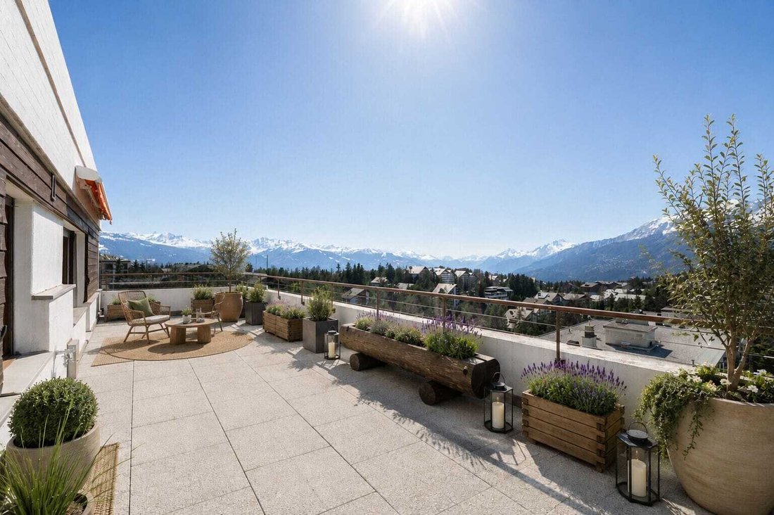 Apartment in Crans-Montana, Valais, Switzerland 1 - 18576369