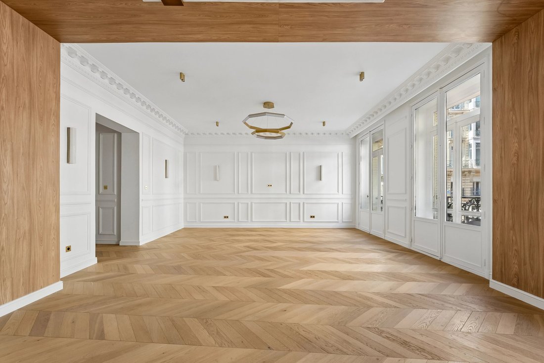 Apartment in Paris 8e Arrondissement, Paris, France 4 - 18574398