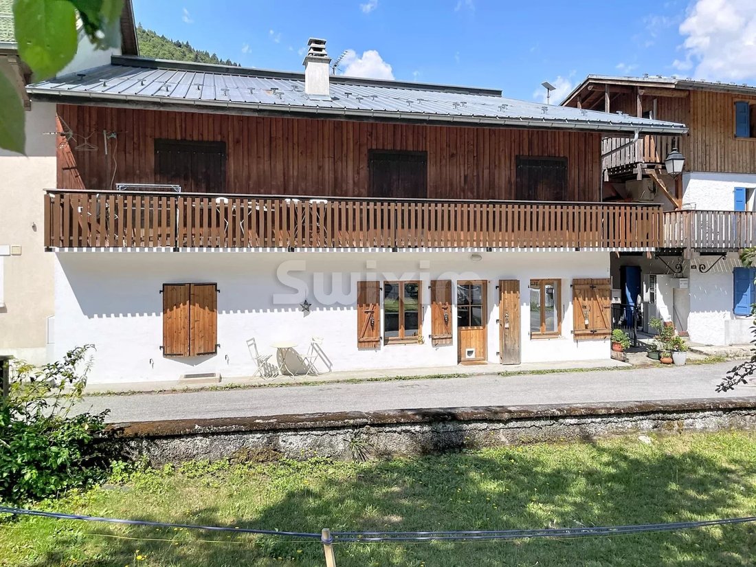 House in Les Houches, Auvergne-Rhône-Alpes, France 1 - 18575193