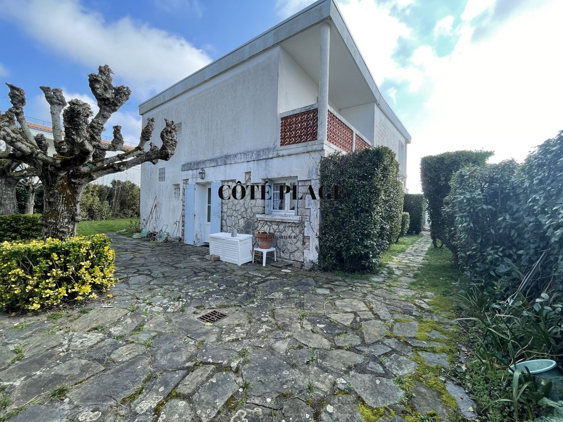 House in Vaux-sur-Mer, Nouvelle-Aquitaine, France 5 - 18574689