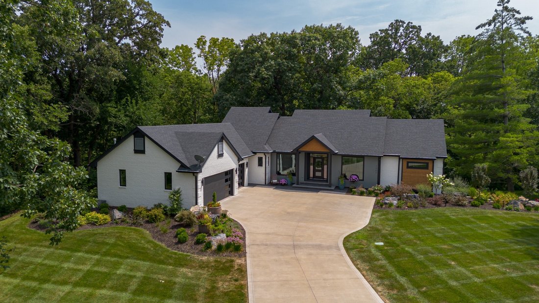 House in Johnston, Iowa, United States 1 - 18574372