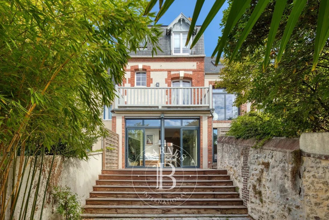 House in Deauville, Normandy, France 1 - 18575098