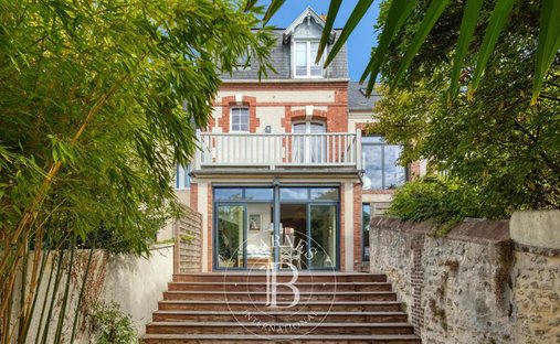 Haus in Deauville, Normandie, Frankreich 1