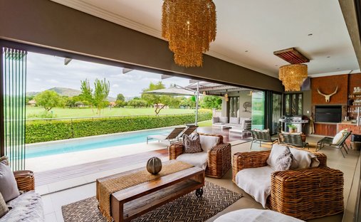 Estate in Hartbeespoort, North West, South Africa 1