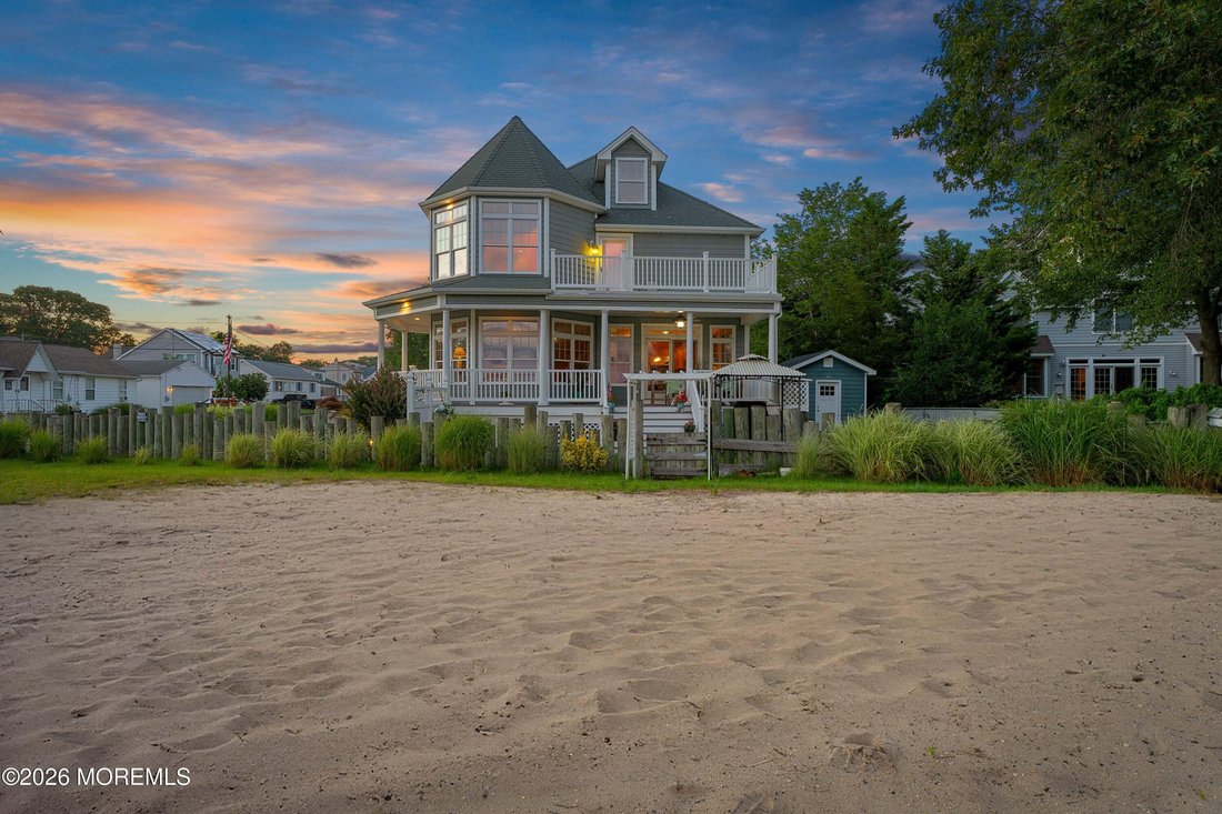 House in Toms River, New Jersey, United States 2 - 18575995