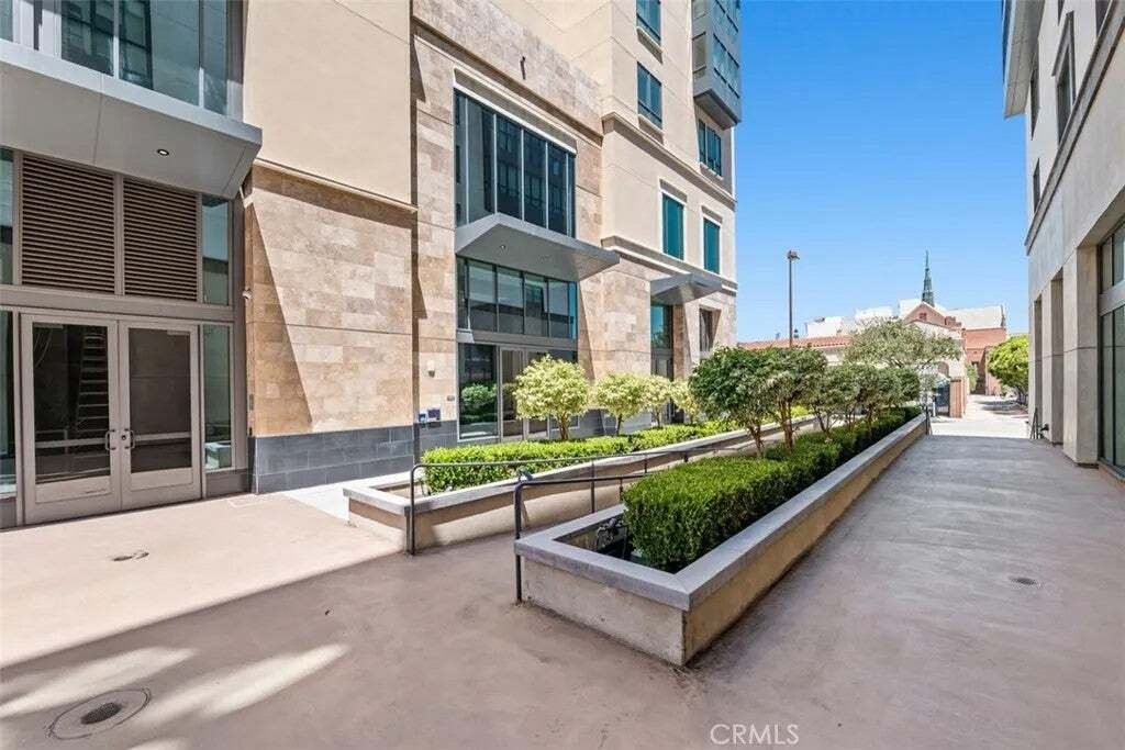 Condo in Altadena, California, United States 2 - 18577199
