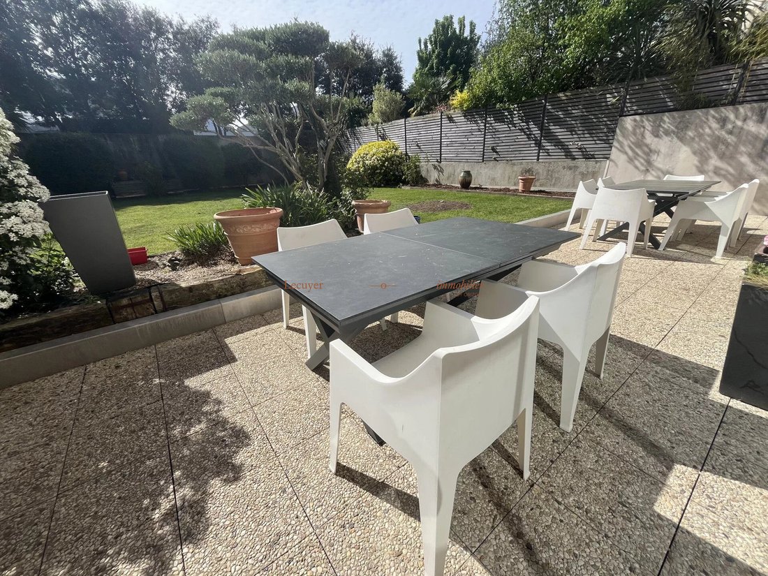 Apartment in Zone Industrielle du Prat, Vannes, France 3 - 18385656