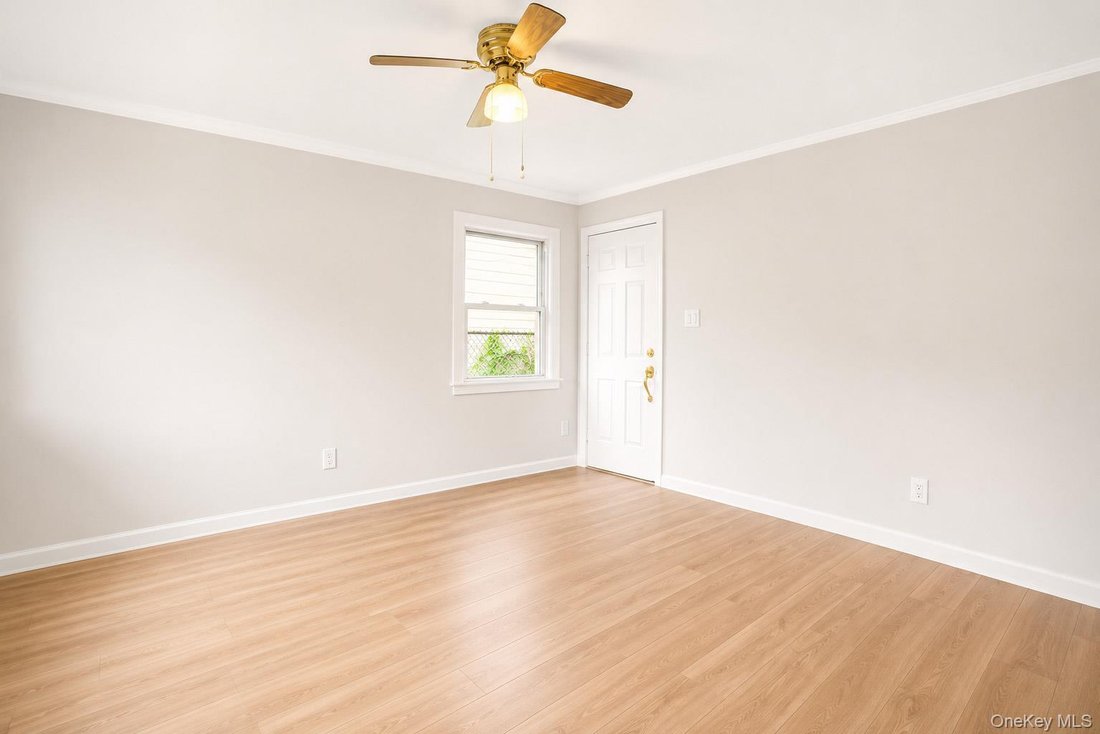 Long Beach, New York, United States 5 - 18577757