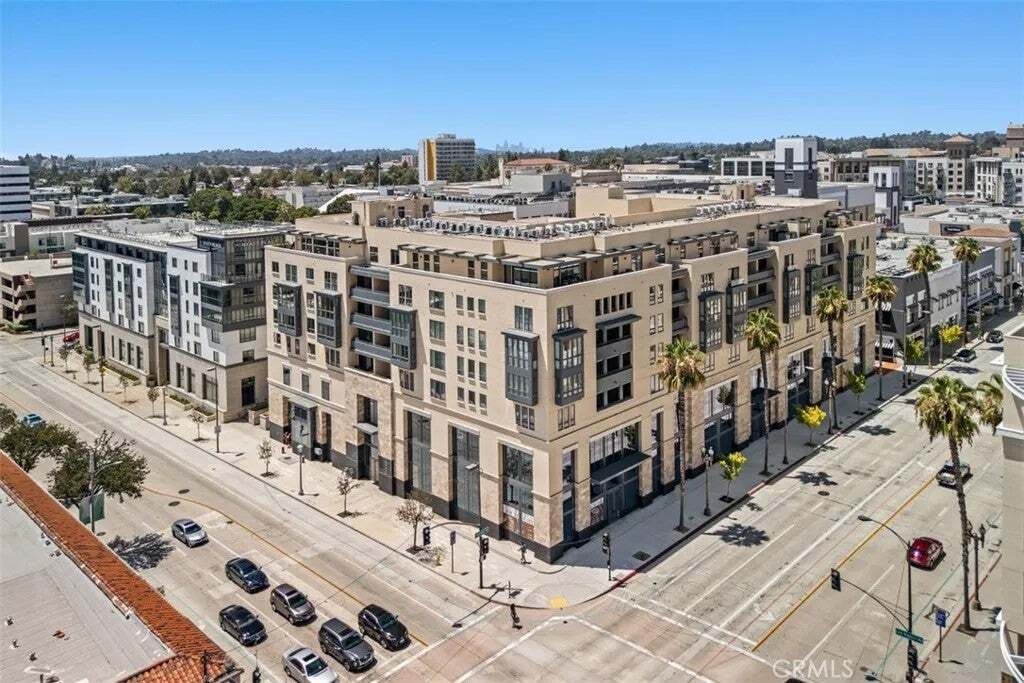 Condo in Altadena, California, United States 1 - 18577199