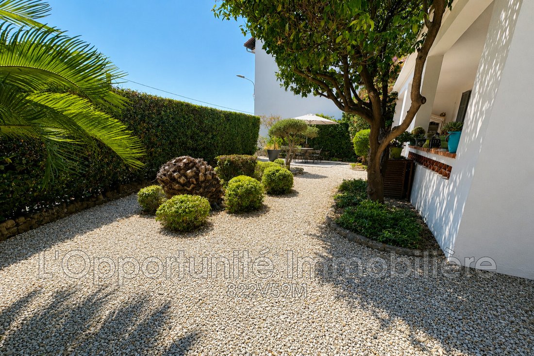 Villa in Cannes, Provence-Alpes-Côte d'Azur, France 4 - 18574622